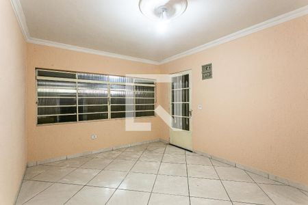 Sala 1 de casa para alugar com 2 quartos, 120m² em Vila Araguaia, São Paulo