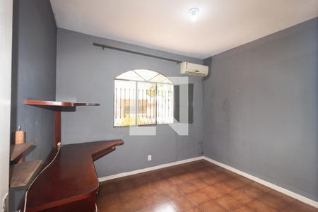 Quarto 1 de casa para alugar com 3 quartos, 208m² em Campo Grande, Rio de Janeiro