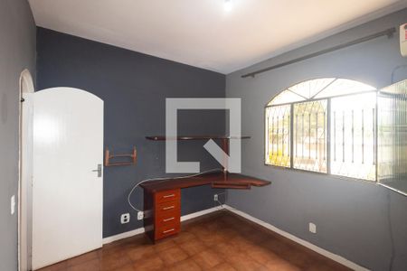 Quarto 1 de casa para alugar com 3 quartos, 208m² em Campo Grande, Rio de Janeiro