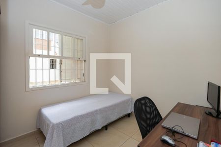 Quarto 2 de casa à venda com 3 quartos, 190m² em Jardim Monte Alegre, Taboão da Serra