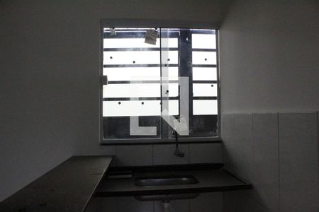 Sala/Cozinha de apartamento para alugar com 1 quarto, 45m² em Tanque, Rio de Janeiro
