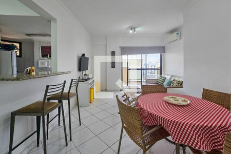 Sala de apartamento para alugar com 2 quartos, 76m² em Tortuga, Guarujá