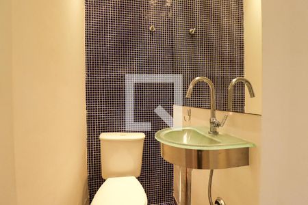 Lavabo de apartamento para alugar com 3 quartos, 95m² em Vila Romero, São Paulo