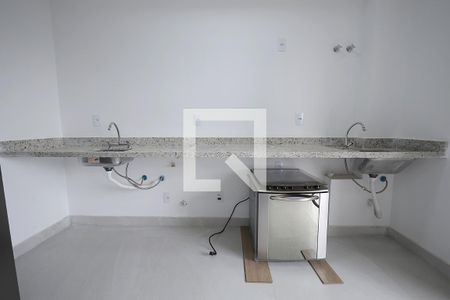 Sala / Cozinha / Área de Serviço de apartamento para alugar com 1 quarto, 47m² em Parque das Nações, Santo André