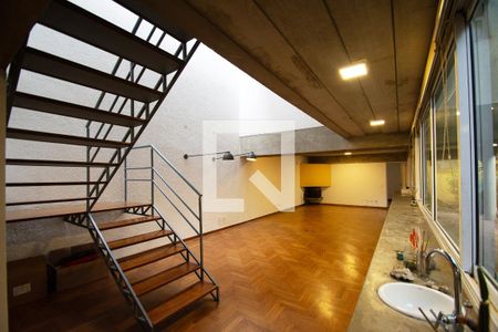 Sala de casa para alugar com 4 quartos, 300m² em Jardim Paulistano, São Paulo