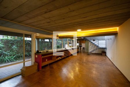 Sala de casa para alugar com 4 quartos, 300m² em Jardim Paulistano, São Paulo