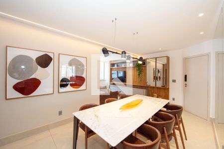 SALA de apartamento para alugar com 2 quartos, 75m² em Belvedere, Belo Horizonte