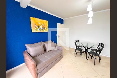 Sala de apartamento para alugar com 1 quarto, 70m² em Jurerê, Florianópolis
