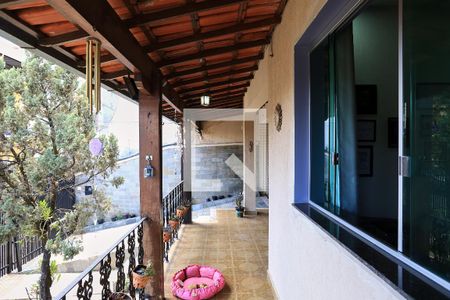 Varanda da Sala de casa para alugar com 3 quartos, 360m² em Palmares, Belo Horizonte
