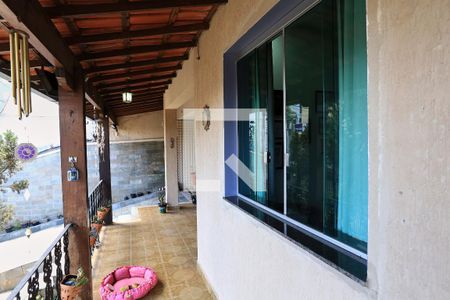 Varanda da Sala de casa para alugar com 3 quartos, 360m² em Palmares, Belo Horizonte