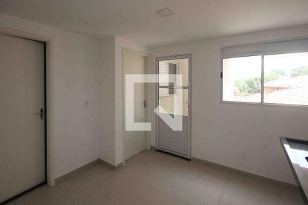 Sala/Cozinha de casa para alugar com 2 quartos, 34m² em Cidade Líder, São Paulo