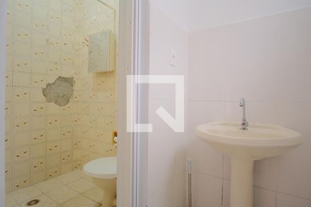 Banheiro de casa para alugar com 1 quarto, 70m² em Penha de França, São Paulo