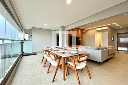 Varanda de apartamento para alugar com 3 quartos, 165m² em Jardim Prudência, São Paulo
