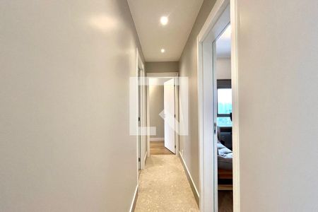 Corredor  de apartamento para alugar com 3 quartos, 165m² em Jardim Prudência, São Paulo