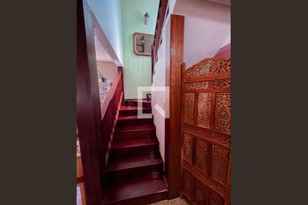 Escada de casa para alugar com 2 quartos, 175m² em João Paulo, Florianópolis