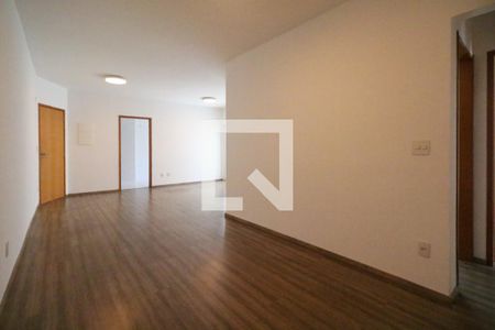 Sala de apartamento para alugar com 3 quartos, 129m² em Olímpico, São Caetano do Sul