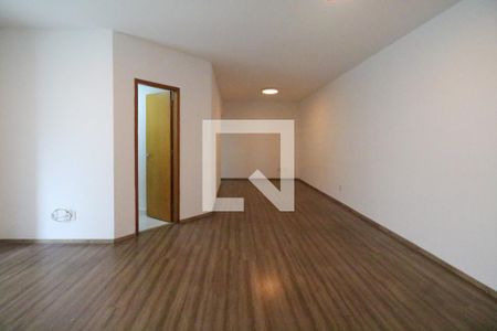 Sala de apartamento para alugar com 3 quartos, 129m² em Olímpico, São Caetano do Sul