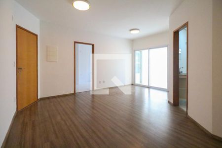 Sala de apartamento para alugar com 3 quartos, 129m² em Olímpico, São Caetano do Sul