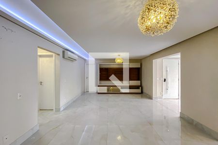 Sala de apartamento à venda com 3 quartos, 202m² em Vila Regente Feijó, São Paulo