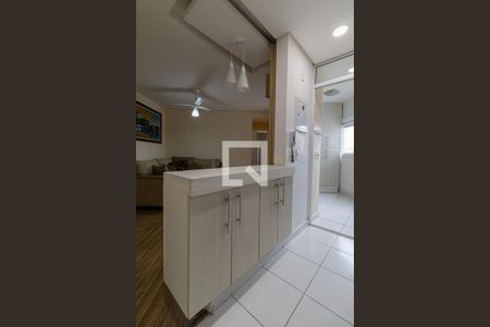 Sala e Cozinha de apartamento à venda com 2 quartos, 52m² em Chácara Cruzeiro do Sul, São Paulo
