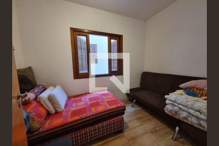 Casa à venda com 3 quartos, 180m² em Jardim Olympia, São Paulo