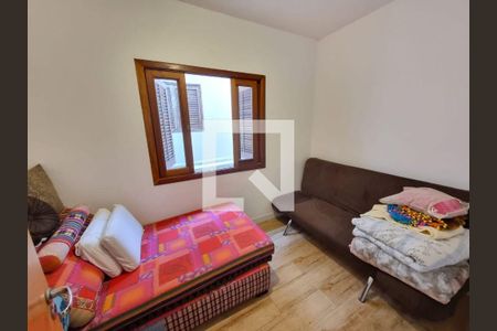 Casa à venda com 3 quartos, 180m² em Jardim Olympia, São Paulo