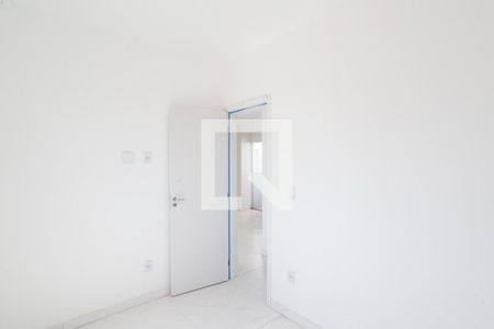 Quarto 1 de apartamento para alugar com 2 quartos, 55m² em Vila Cloris, Belo Horizonte