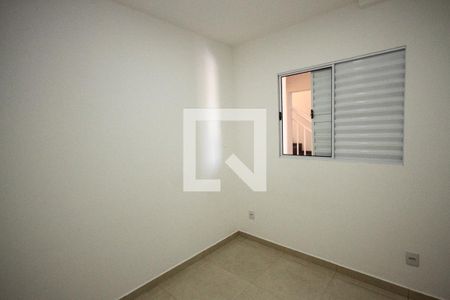 Quarto 1 de apartamento para alugar com 2 quartos, 35m² em Cidade Mãe do Céu, São Paulo