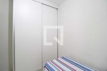 Quarto 1 de apartamento para alugar com 2 quartos, 47m² em Gávea, Uberlândia