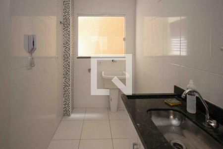 Sala/Cozinha de apartamento para alugar com 2 quartos, 40m² em Vila Antonieta, São Paulo