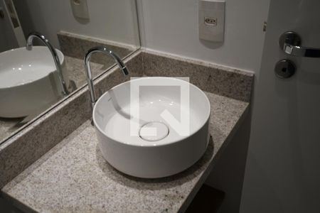 Lavabo de apartamento para alugar com 1 quarto, 55m² em Nova Campinas, Campinas
