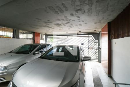 Garagem de casa à venda com 5 quartos, 180m² em Santo Amaro, São Paulo