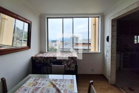 Sala de apartamento para alugar com 2 quartos, 110m² em Morro do Estado, Niterói