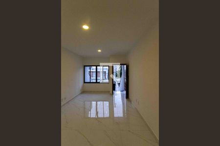 Casa para alugar com 3 quartos, 120m² em Vila Carrão, São Paulo