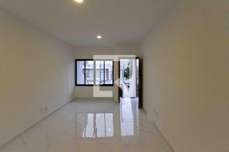 Casa para alugar com 3 quartos, 120m² em Vila Carrão, São Paulo