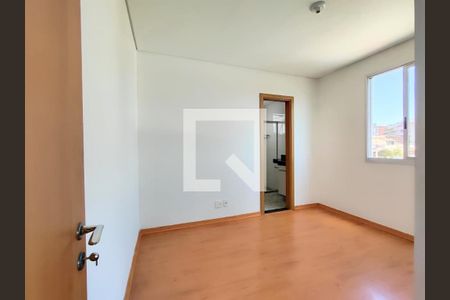 Suíte de apartamento à venda com 2 quartos, 58m² em Palmares, Belo Horizonte