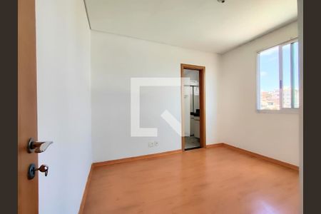 Suíte de apartamento à venda com 2 quartos, 58m² em Palmares, Belo Horizonte