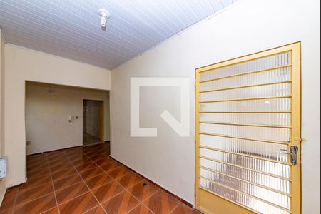 Sala de casa para alugar com 2 quartos, 360m² em Salgado Filho, Belo Horizonte