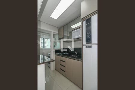 Cozinha de apartamento para alugar com 1 quarto, 42m² em Passo D’areia, Porto Alegre