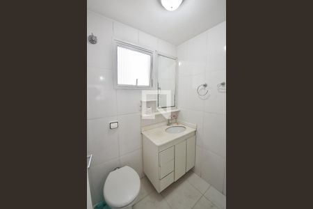 Banheiro de apartamento à venda com 1 quarto, 33m² em Liberdade, São Paulo