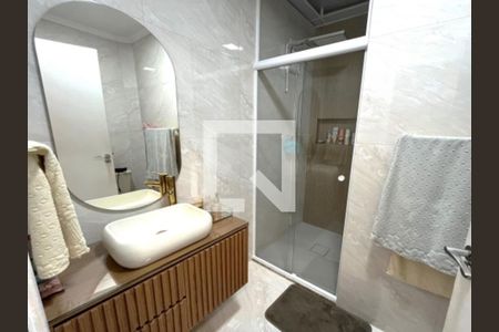 Banheiro de casa para alugar com 2 quartos, 136m² em Conjunto Residencial Vista Verde, São Paulo