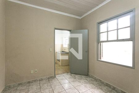 Quarto 2 de casa para alugar com 2 quartos, 100m² em Vila Carrão, São Paulo