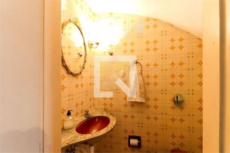 Casa à venda com 3 quartos, 214m² em Planalto Paulista, São Paulo