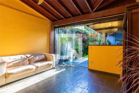 Casa à venda com 2 quartos, 125m² em Vila Cruzeiro, São Paulo