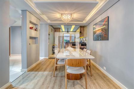 Casa à venda com 4 quartos, 275m² em Chácara Flora, São Paulo