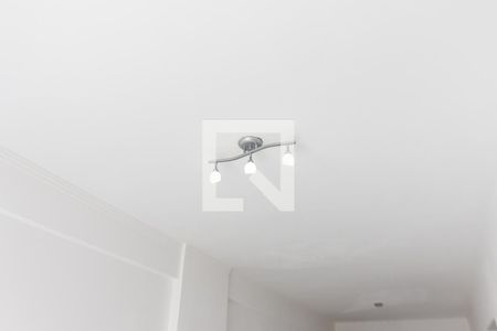 Detalhe da sala de apartamento para alugar com 2 quartos, 100m² em Nova Mirim, Praia Grande