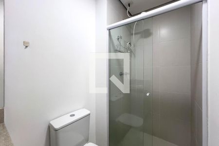 Banheiro de apartamento à venda com 1 quarto, 72m² em Vila Monumento, São Paulo