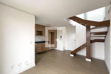 Sala e cozinha de apartamento à venda com 1 quarto, 72m² em Vila Monumento, São Paulo