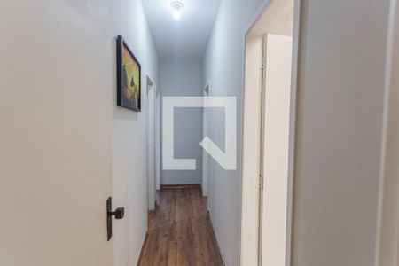 Corredor de apartamento para alugar com 3 quartos, 100m² em Santo Antônio, Belo Horizonte