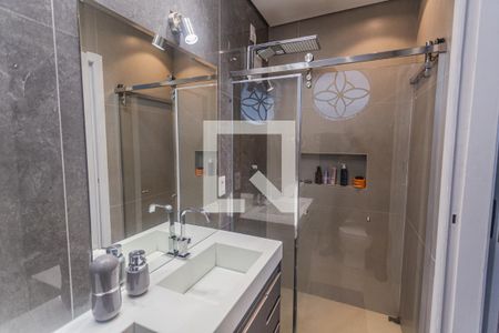 Banheiro da Suíte de apartamento para alugar com 3 quartos, 100m² em Santo Antônio, Belo Horizonte